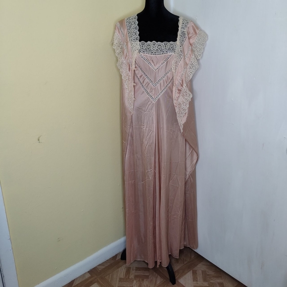 Vintage 2 piece lace nightgown - Picture 1 of 4